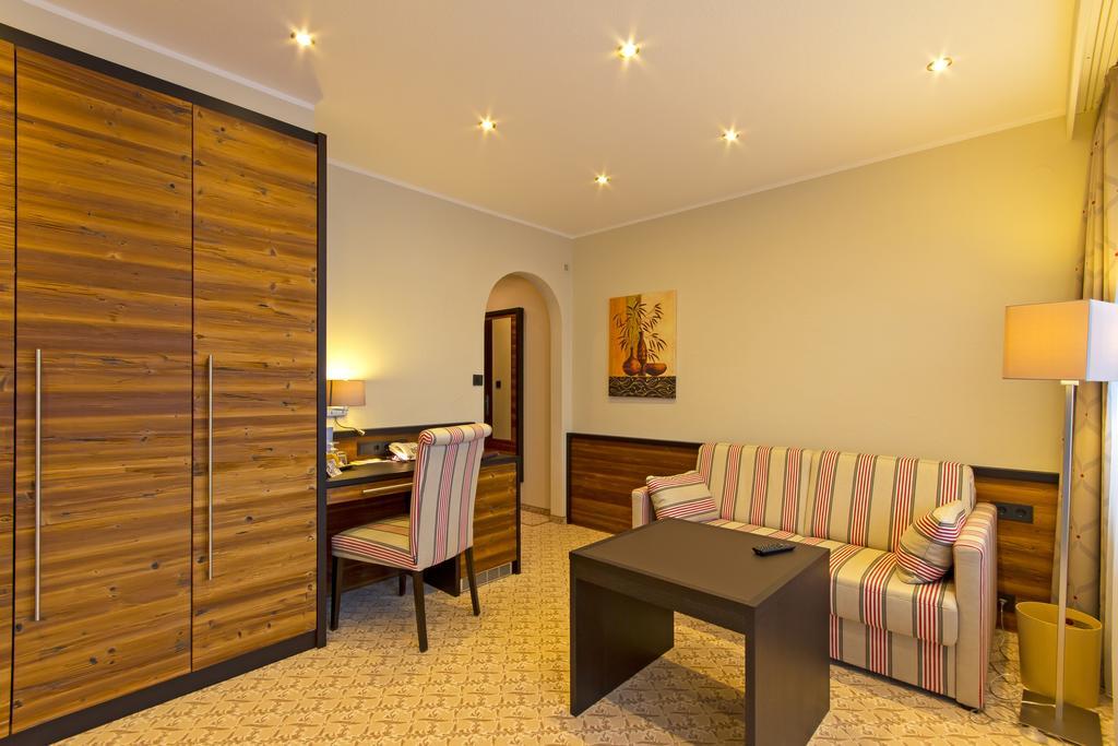 Hotel Wittelsbacher Hof